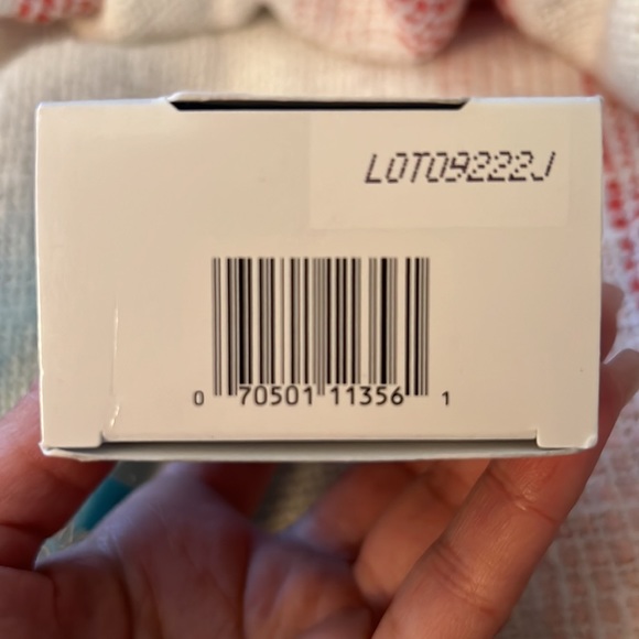 Neutrogena Hydro Boost hydrating serum with hyaluronic acid Bundle - Picture 8 of 8